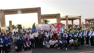 محافظ أسوان يشيد بدور وزارة الثقافة فى تنفيذ مبادرة 