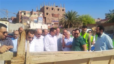 مساعد وزير الصحة للمشروعات ووكيل وزارة الصحة بأسيوط يتفقدان أعمال تطوير مستشفى أبنوب
