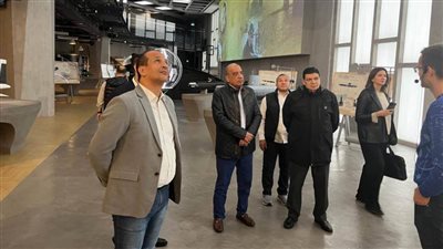 وزير الكهرباء يزور معرض إنجازات الصناعة الوطنية الروسية