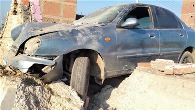 مصرع معلم في اصطدام سيارته بمدخل فم النيل بأسيوط 