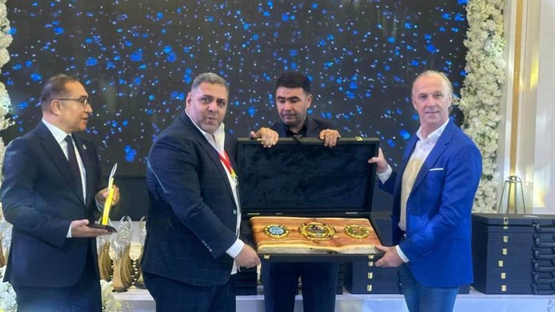 رئيس الاتحاد الدولي