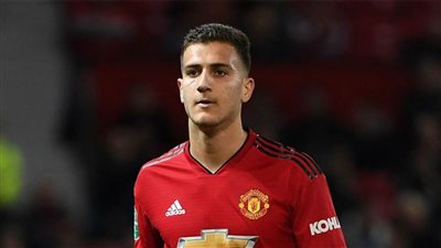 تقارير إنجليزية: ريال مدريد يستهدف التعاقد مع دييجو دالوت حال فشله في ضم أرنولد