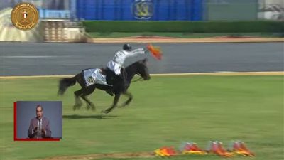 شاهد بالفيديو| عروض الخيالة ضمن حفل تخريج الدفعة الجديدة من طلبة أكاديمية الشرطة