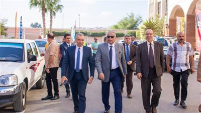 بالصور.. القائم بأعمال رئيس جامعة طنطا يتفقد انتظام العملية التعليمية بكليتي الهندسة والتربية الرياضية