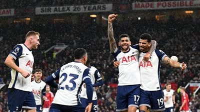 مانشستر يونايتد يسقط أمام توتنهام بثلاثية نظيفة في البريميرليج