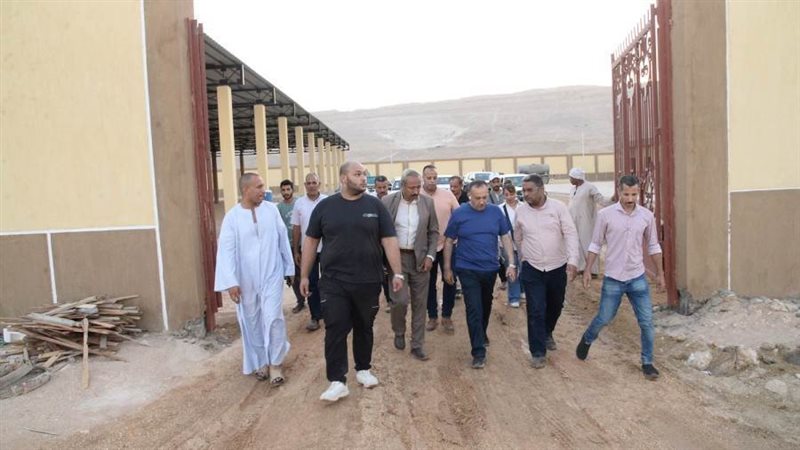 محافظ أسيوط يتفقد