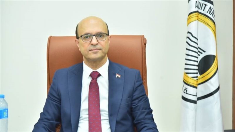 رئيس جامعة أسيوط