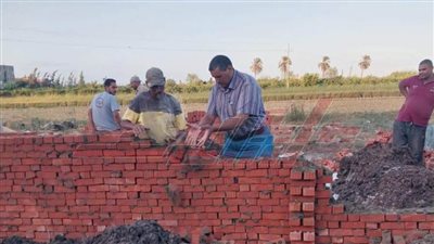 إزالة حالات التعدي على الأرض الزراعية بكفر الشيخ 