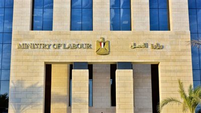 وزارة العمل تواصل التوعية حول 