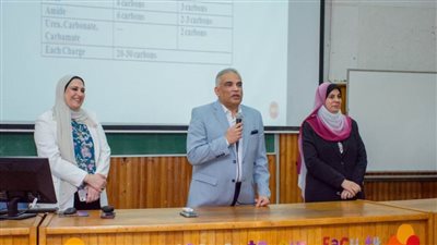  بالصور.. رئيس جامعة طنطا يتفقد كليات المجمع الطبي