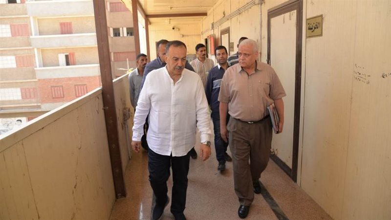 جانب من جولة المحافظ