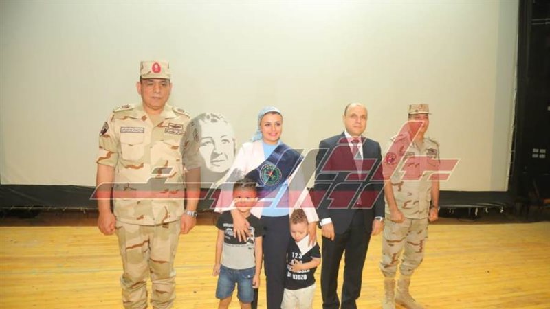 تكريم اسر الشهداء