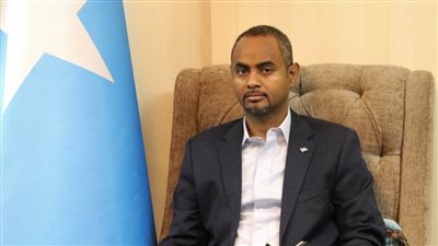 وزير الدفاع الصومالي يؤكد الالتزام بمواجهة التحديات الأمنية الداخلية أو الخارجية