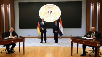 رئيس الوزراء ورئيس الوزراء البافاري يشهدان توقيع إعلان نوايا مشترك بين وزارة الكهرباء والطاقة المتجددة وحكومة ولاية بافاريا الألمانية