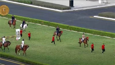 عروض الفروسية ضمن فعاليات حفل تخرج دفعات جديدة من الكليات العسكرية