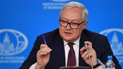 الخارجية الروسية: الولايات المتحدة تسعى إلى تعزيز تفوقها العسكري عبر محادثات حول الاستقرار الاستراتيجي