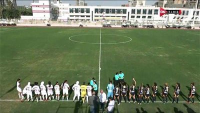 الأهلي يتقدم على الزمالك في الشوط الأول من ديربي الكرة النسائية