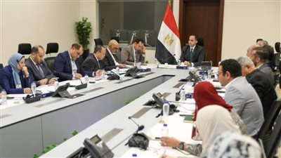  نائب وزير الصحة يتابع مستجدات سلاسل الإمدادات الدوائية والمستلزمات والأجهزة الطبية 