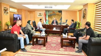 محافظ الفيوم يمنح تسهيلات للمستثمرين الجادين لإقامة مشروعات سياحية 