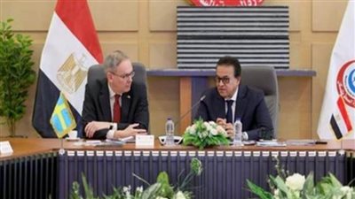 وزير الصحة يبحث التعاون مع سفير السويد