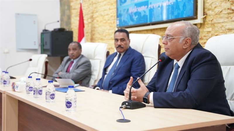 محافظ مطروح اللواء