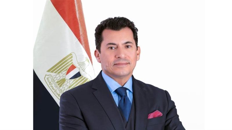 وزير الشباب والرياضة