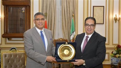 محافظ الجيزة يبحث مع رئيس جامعة القاهرة سبل دعم التعاون خلال المرحلة المقبلة 