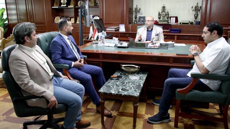 اجتماع محافظ بنى