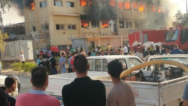 جانب من الحريق