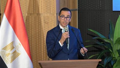 وزير الاستثمار يعلن ملامح البرنامج الجديد لرد أعباء الصادرات