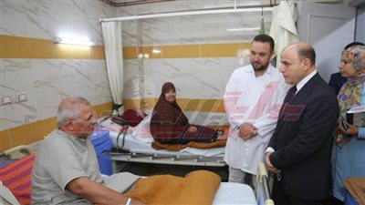 محافظ كفر الشيخ يتفقد أقسام مستشفى العبور بقوة 341 سريرًا