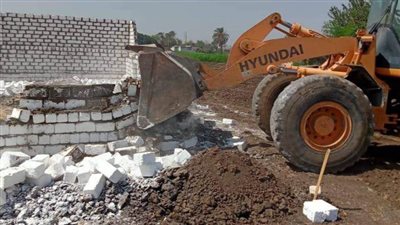 إزالة 85 حالة تعد على الأراضي الزراعية والبناء المخالف بالمنيا