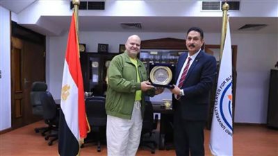 جامعة القاهرة تكرم المدير الفني للمنتخبات القومية في رفع الأثقال