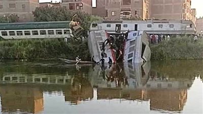 محافظ أسوان يتابع حالة أبناء المحافظة المصابين في حادث اصطدام جرار سكة حديد بمؤخرة قطار النوم بالمنيا 