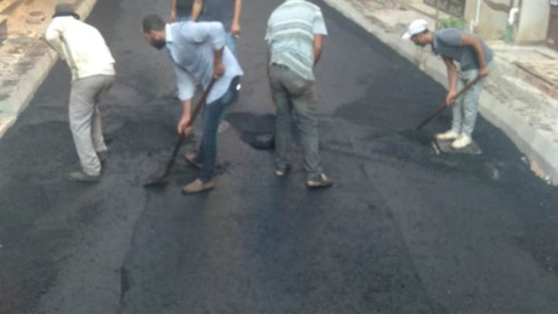 جانب من أعمال رصف