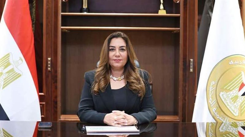 الدكتورة منال عوض