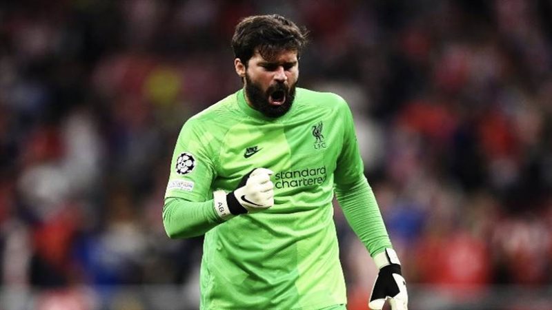 أليسون بيكر