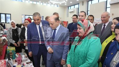 محافظ كفر الشيخ يفتتح معرض الصناعات الحرفية واليدوية