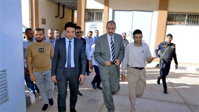 محافظ سوهاج: تشغيل مشروع الصرف الصحي بالمنشأة خلال أيام