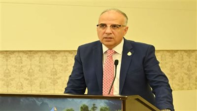 وزير الري: تغير المناخ والزيادة السكانية والتوسع الحضري يمثل تحديا كبيرا لأنظمة المياه بإفريقيا