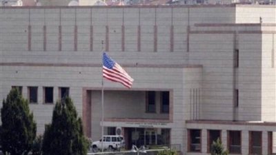 السفارة الأمريكية تنصح رعاياها بمغادرة لبنان على الفور