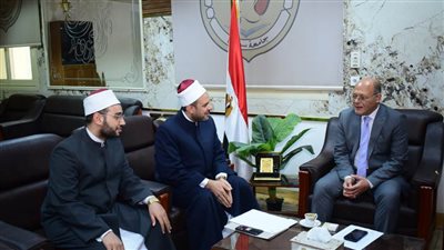 نوفمبر القادم.. الأزهر يدشن المبادرة الرئاسية بداية بجامعة سوهاج بإطلاق الأسبوع الثالث للدعوة الإسلامية