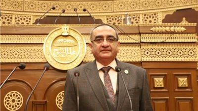 اللواء حاتم حشمت يشيد بالتنظيم الجيد للندوة التثقيفية الـ40 للقوات المسلحة ويصفها بالرائعة 