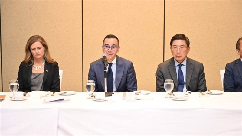 وزير الاستثمار والتجارة