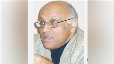 القعيد يشيد بأحدث إصدارات الكتاب الذهبي «الجمهورية الجديدة بين التحديات والرؤية المستقبلية» 