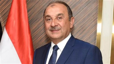 وزير قطاع الأعمال العام يزور شركتي النصر للإسكان والمعادي للتنمية