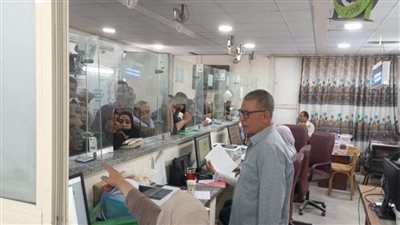 رئيس مركز أسيوط يتفقد المركز التكنولوجي لمتابعة تلقي طلبات التصالح 