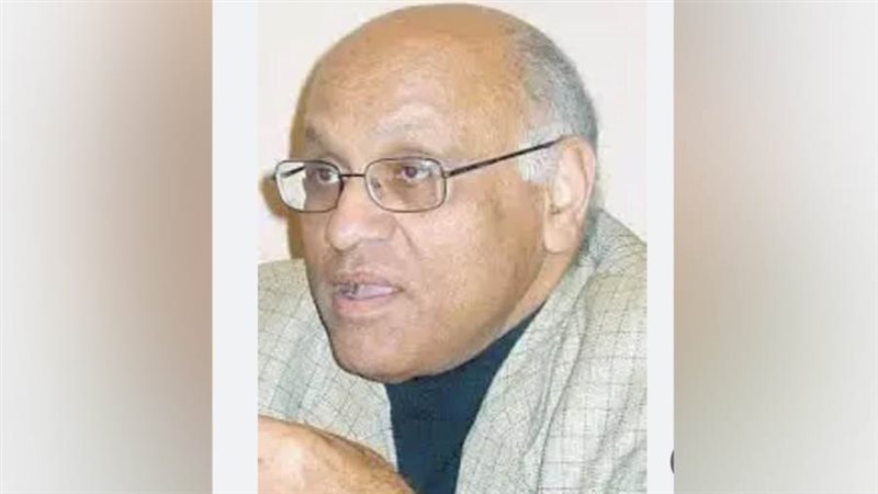 الكاتب الكبير يوسف