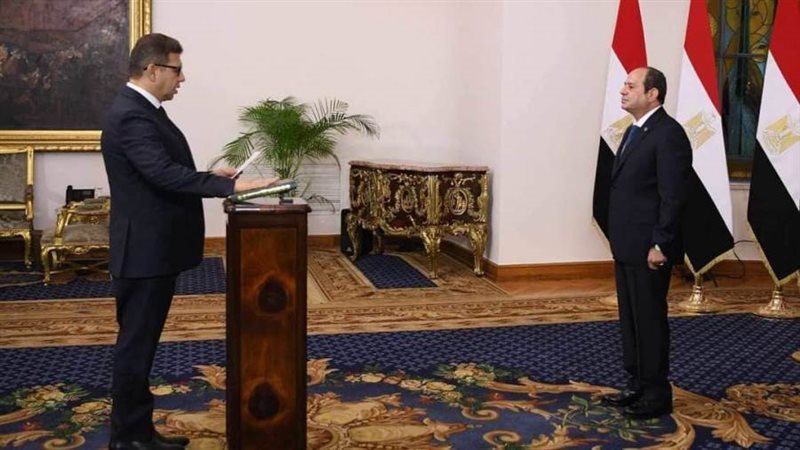 رئيس المخابرات العامة