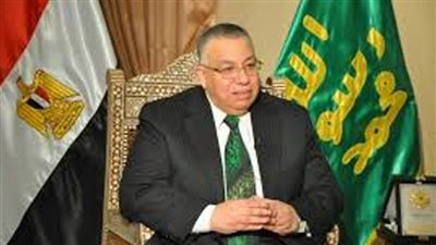 نقيب الأشراف يهنئ اللواء عباس كامل بتعيينه مبعوثا خاصا لرئيس الجمهورية